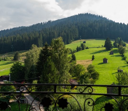 Recomand o vacanţă de toamnă în Bucovina la Complex Constantin Câmpulung Moldovenesc
