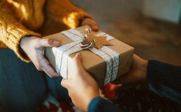 Cadouri inspirate online – cum alegi şi când comanzi Cadouri inspirate online - cum alegi şi când comanzi